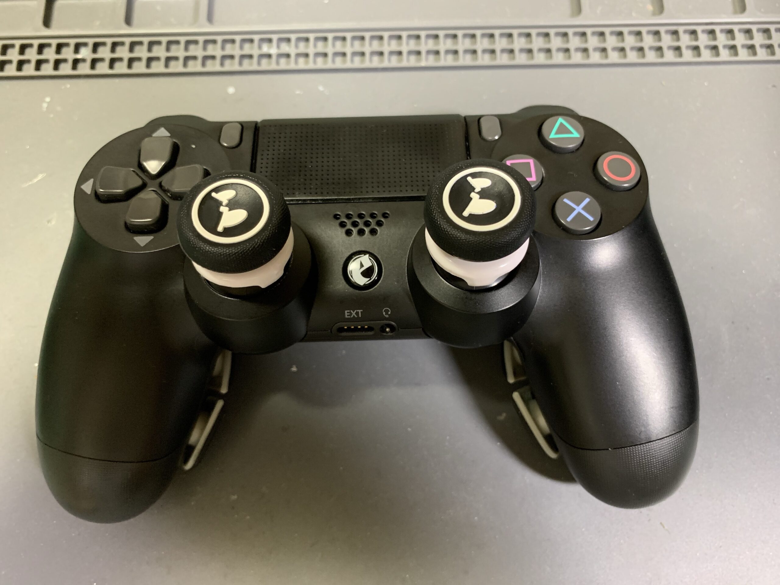エビルコントローラーps5 背面ボタン４つ - PCゲーム